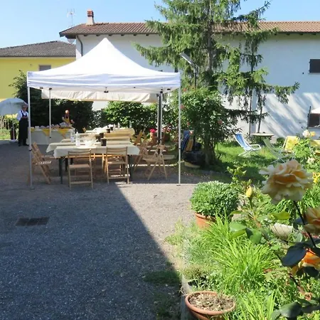 Gli Acini Bed & Breakfast Pietra de' Giorgi